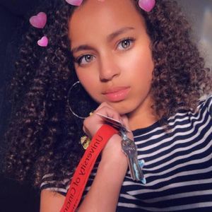 Meet your Posher, Alexandra